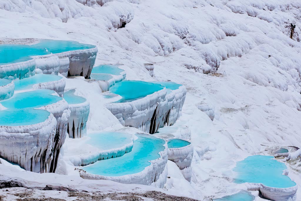 Experience Pamukkale's vibrant and colorful city like a local with our daily city tour!